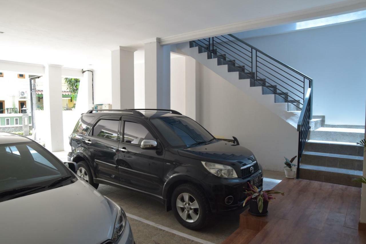 Grhatama Guest House Γιογκιακάρτα Εξωτερικό φωτογραφία